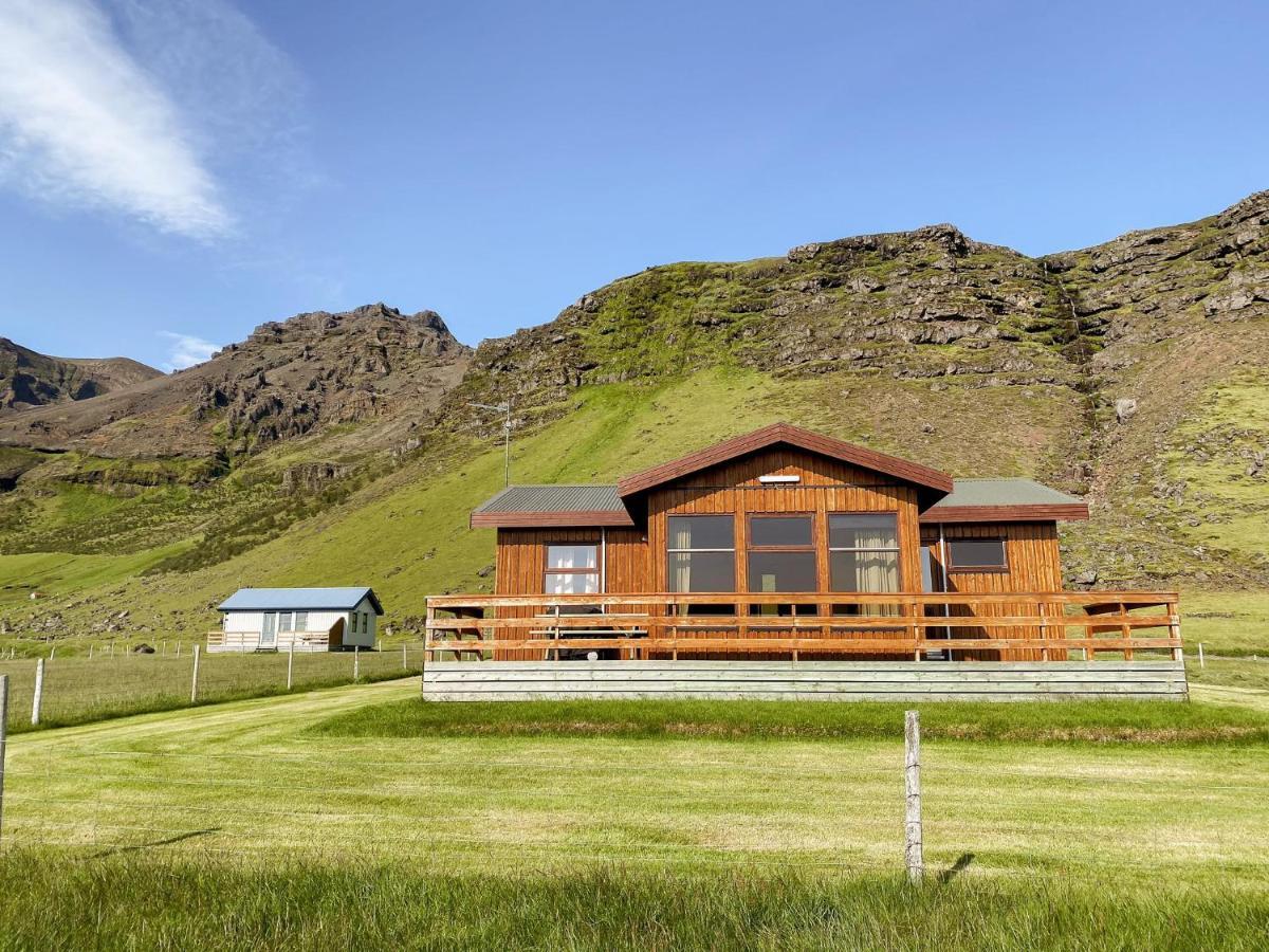 Litla-Hof Guesthouse Exterior photo